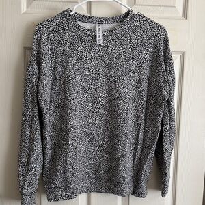 Athleta XS Monochrome Knit Sweatshirt Top
